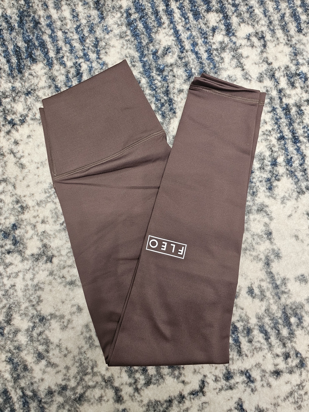 NWT Fleo Brown High-Waisted Leggings